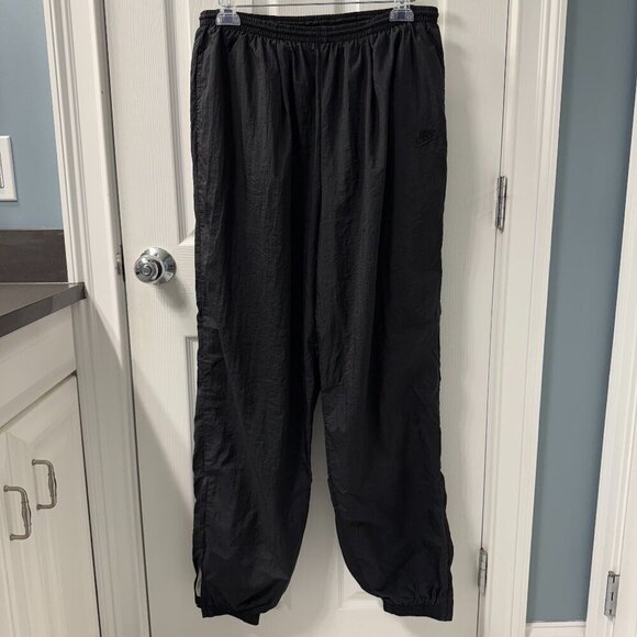 Vintage Nike RARE Black on Black Swoosh Windbreaker Nylon Track Pants Size XL - Picture 1 of 7